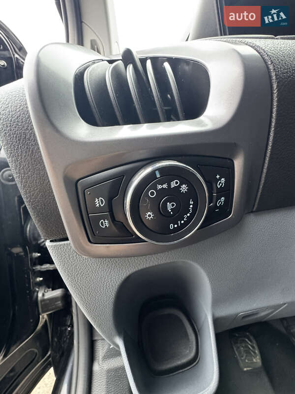 Грузопассажирский фургон Ford Transit Custom 2014 в Киеве