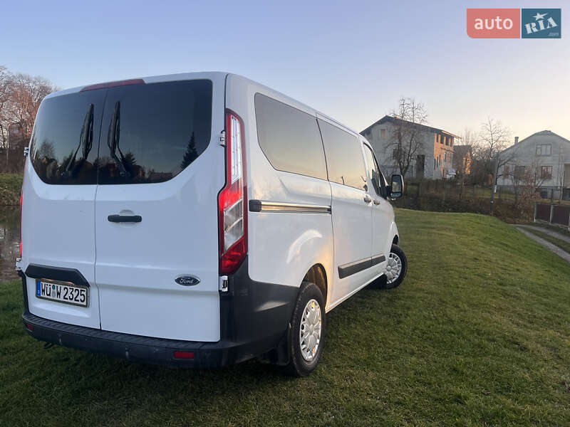 Минивэн Ford Transit Custom 2015 в Самборе