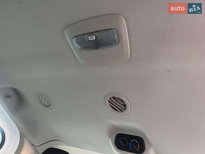 Минивэн Ford Transit Custom 2015 в Самборе