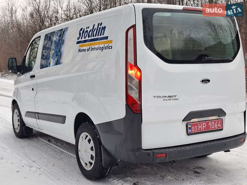 Вантажний фургон Ford Transit Custom 2016 в Рівному