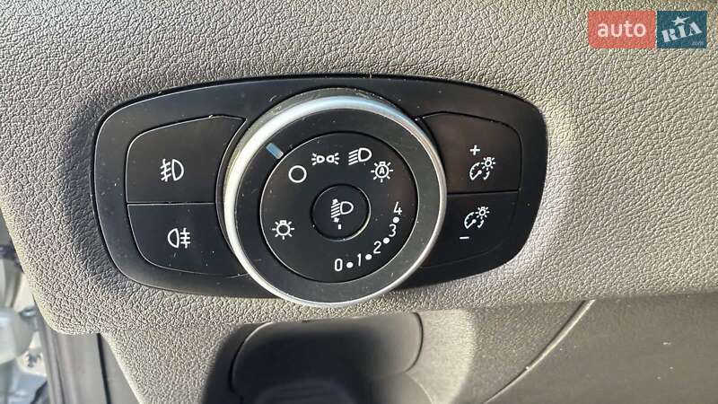 Микроавтобус грузовой (до 3,5т) Ford Transit Custom 2021 в Луцке