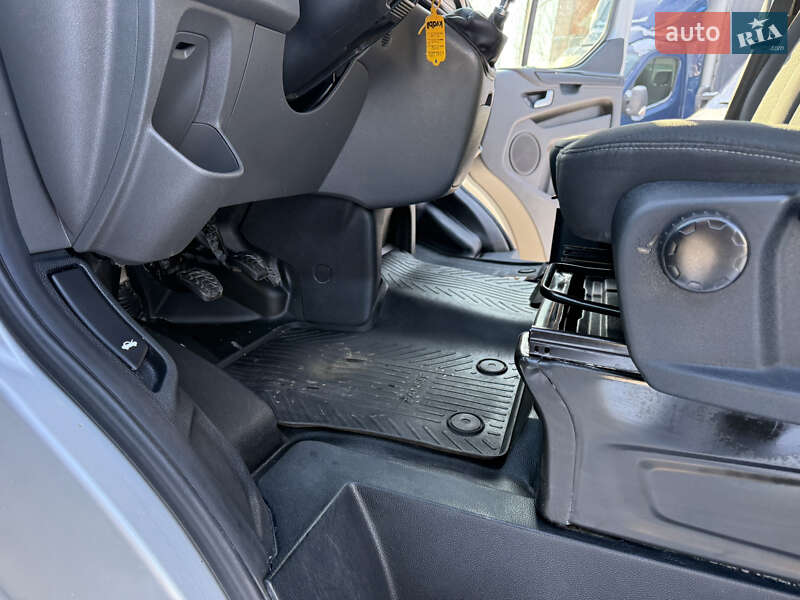 Грузовой фургон Ford Transit Custom 2019 в Ровно фото 30 Грузовой фургон Ford Transit Custom 2019 в Ровно