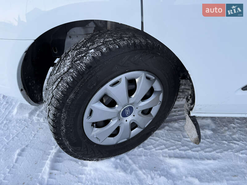 Минивэн Ford Transit Custom 2016 в Луцке