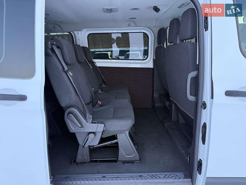 Минивэн Ford Transit Custom 2016 в Луцке
