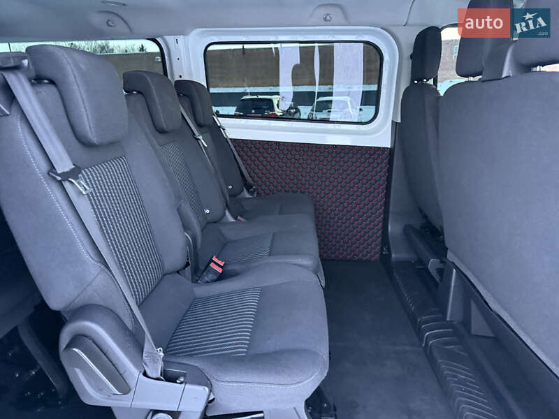 Минивэн Ford Transit Custom 2016 в Луцке