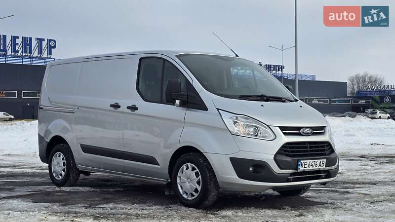 Вантажний фургон Ford Transit Custom 2017 в Дніпрі