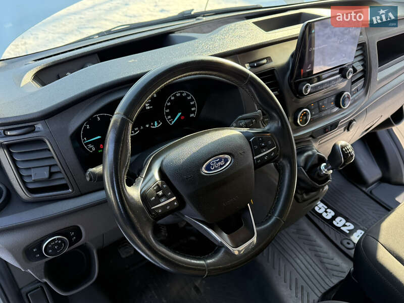 Вантажний фургон Ford Transit Custom 2019 в Рівному