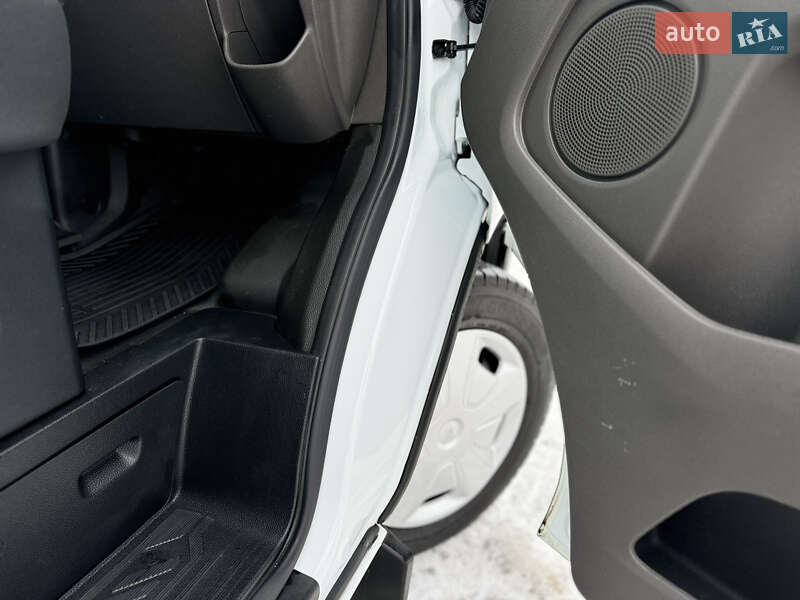 Грузовой фургон Ford Transit Custom 2021 в Киеве фото 60 Грузовой фургон Ford Transit Custom 2021 в Киеве