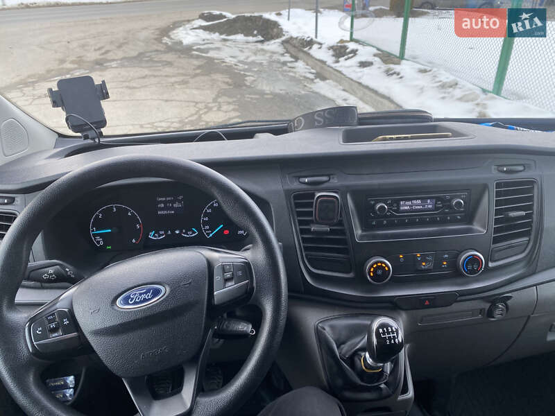 Вантажний фургон Ford Transit Custom 2018 в Заліщиках