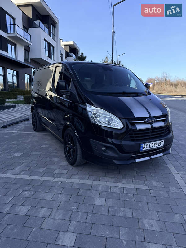Грузовой фургон Ford Transit Custom 2016 в Ужгороде