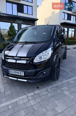 Вантажний фургон Ford Transit Custom 2016 в Ужгороді