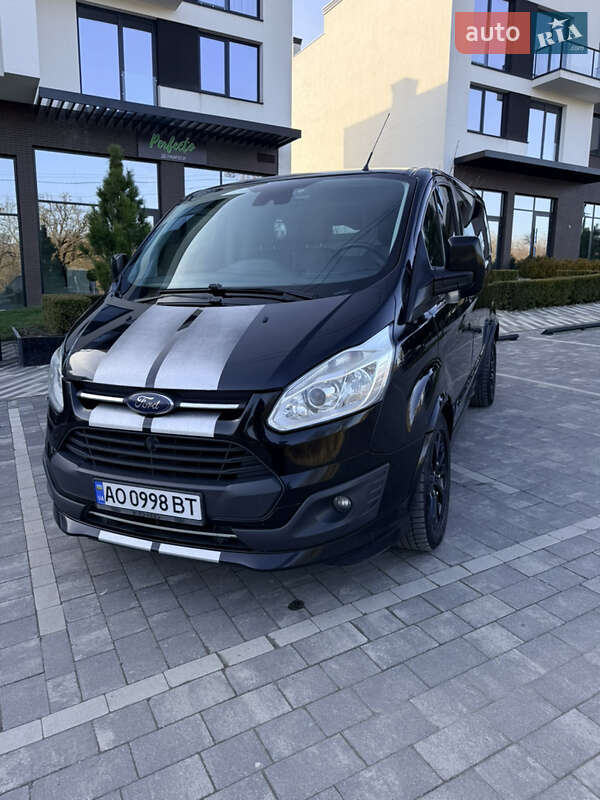 Грузовой фургон Ford Transit Custom 2016 в Ужгороде