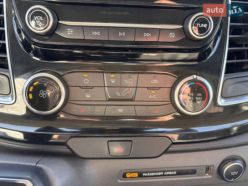 Вантажний фургон Ford Transit Custom 2019 в Івано-Франківську