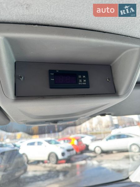 Вантажний фургон Ford Transit Custom 2016 в Києві