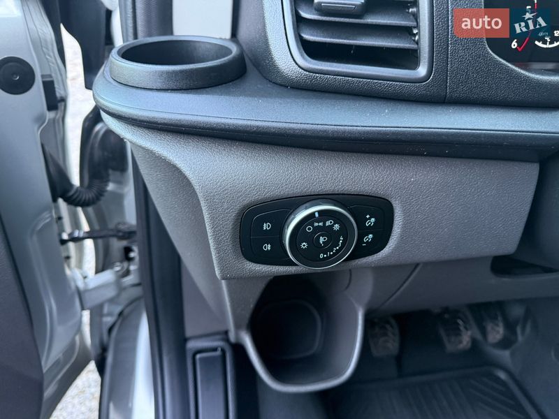 Грузовой фургон Ford Transit Custom 2019 в Ровно