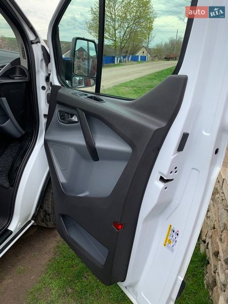 Другие грузовики Ford Transit Custom 2017 в Черновцах