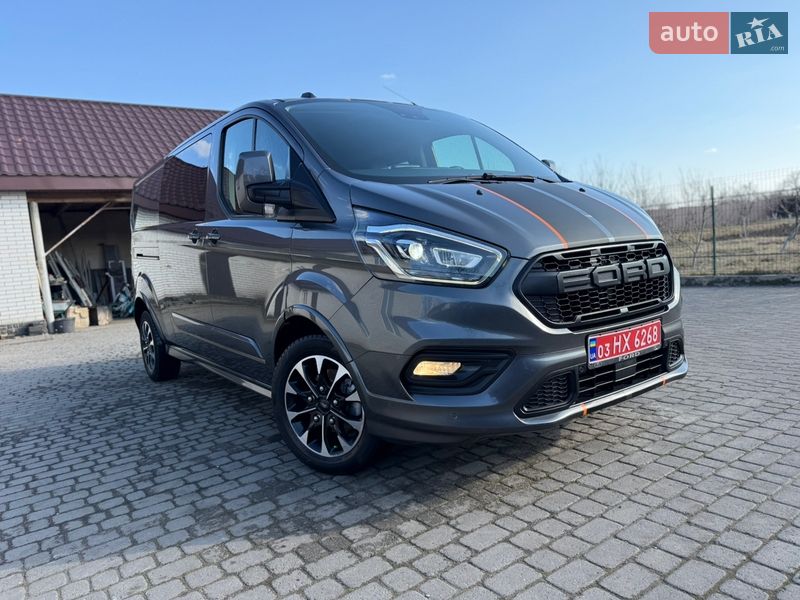 Вантажопасажирський фургон Ford Transit Custom 2020 в Києві