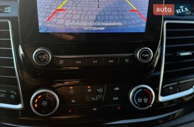 Вантажопасажирський фургон Ford Transit Custom 2020 в Києві