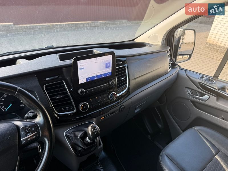 Вантажопасажирський фургон Ford Transit Custom 2020 в Києві