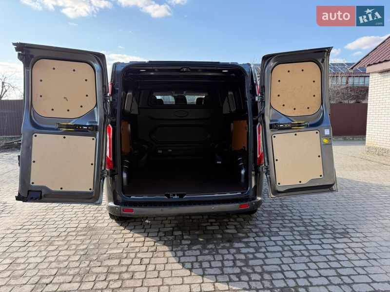 Вантажопасажирський фургон Ford Transit Custom 2020 в Києві