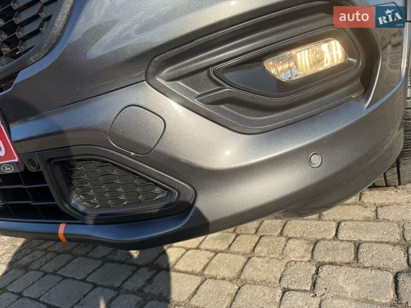 Вантажопасажирський фургон Ford Transit Custom 2020 в Києві