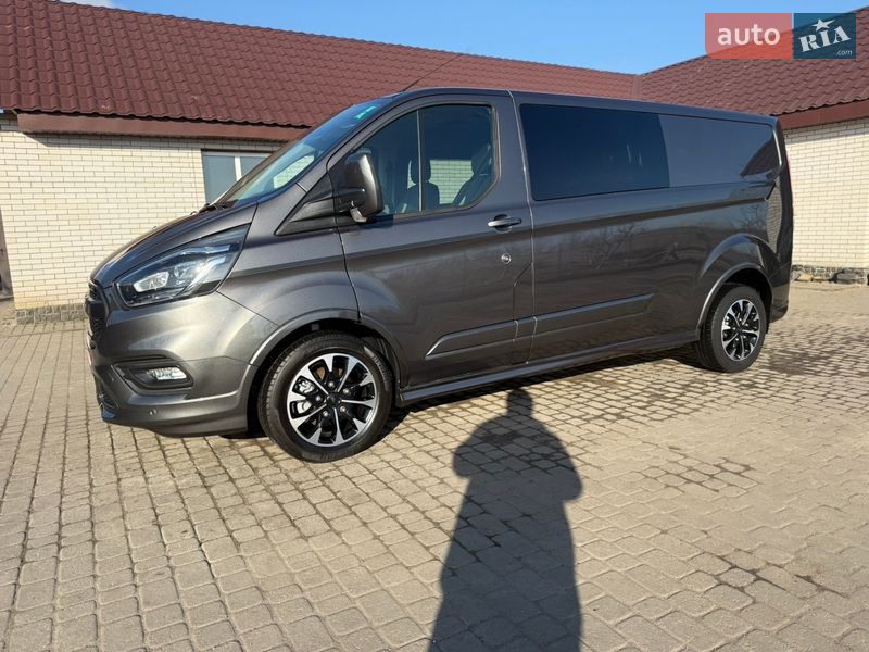 Вантажопасажирський фургон Ford Transit Custom 2020 в Києві