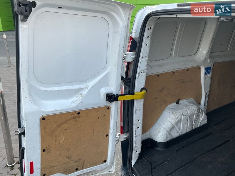Грузовой фургон Ford Transit Custom 2016 в Киеве фото 12 Грузовой фургон Ford Transit Custom 2016 в Киеве