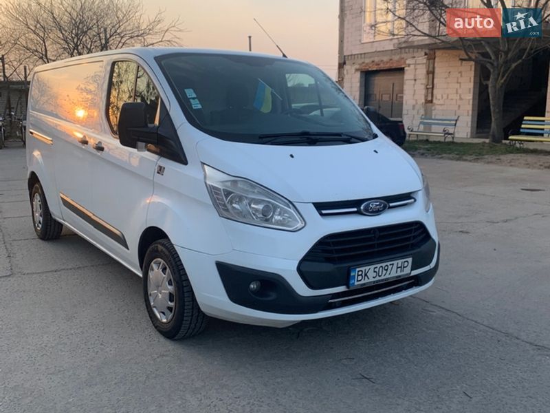 Грузовой фургон Ford Transit Custom 2016 в Вараше