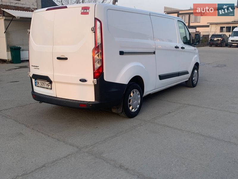 Грузовой фургон Ford Transit Custom 2016 в Вараше