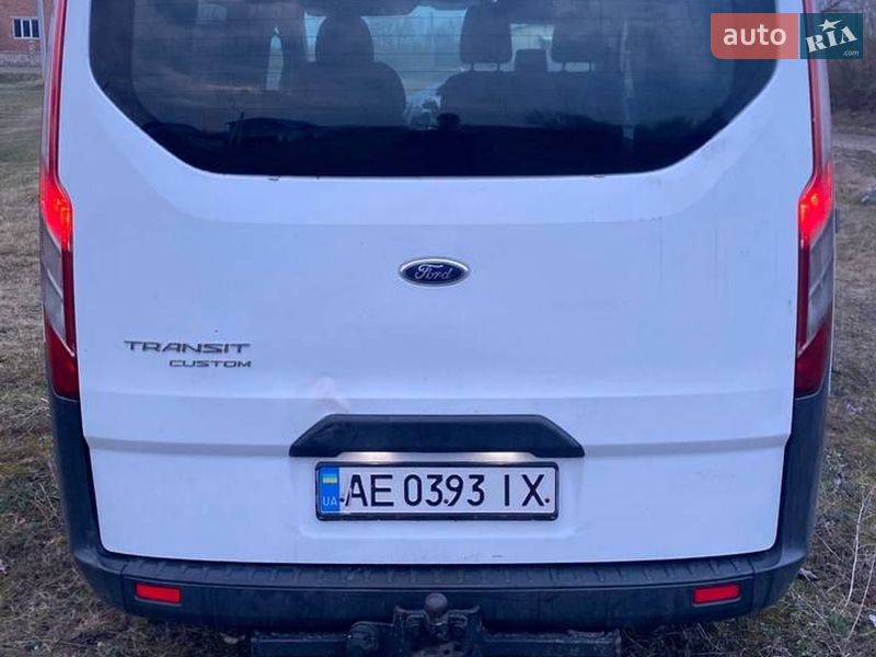 Минивэн Ford Transit Custom 2015 в Ивано-Франковске