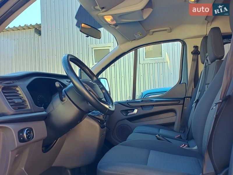 Минивэн Ford Transit Custom 2018 в Луцке