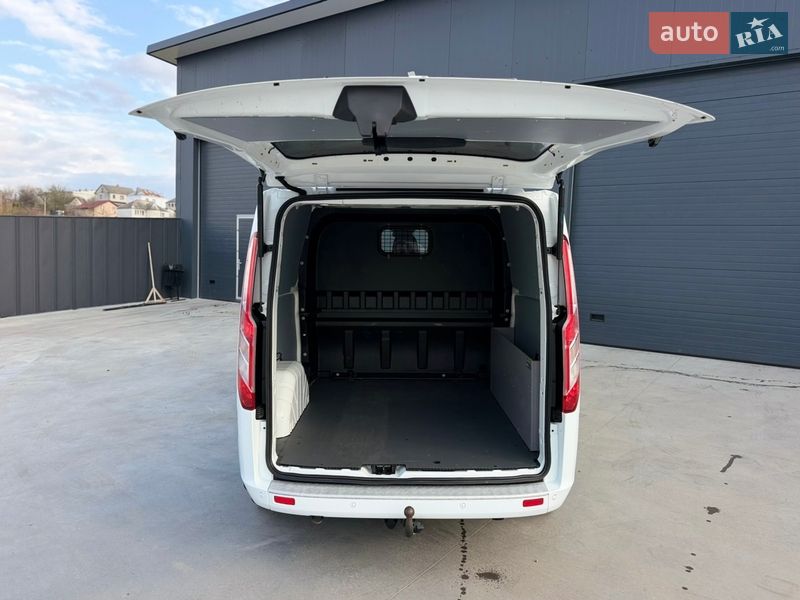 Грузопассажирский фургон Ford Transit Custom 2020 в Дубно