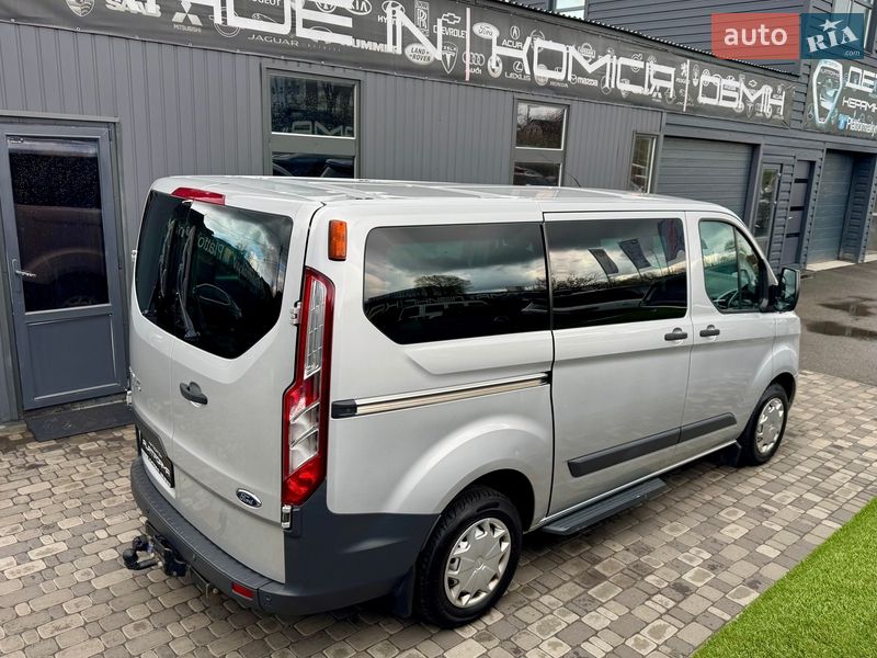 Минивэн Ford Transit Custom 2016 в Киеве
