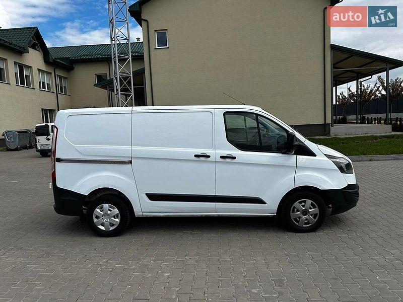 Грузовой фургон Ford Transit Custom 2015 в Луцке