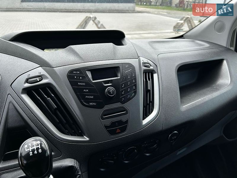 Грузовой фургон Ford Transit Custom 2015 в Луцке
