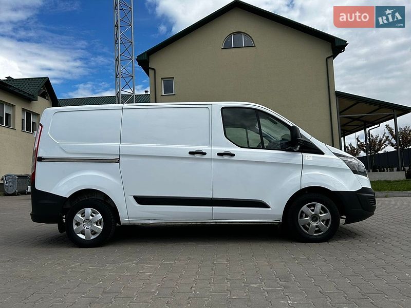Грузовой фургон Ford Transit Custom 2015 в Луцке