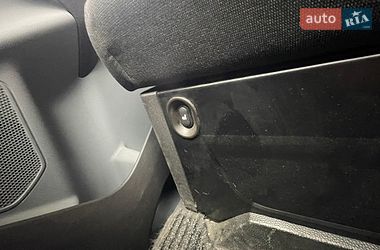 Вантажний фургон Ford Transit Custom 2015 в Києві