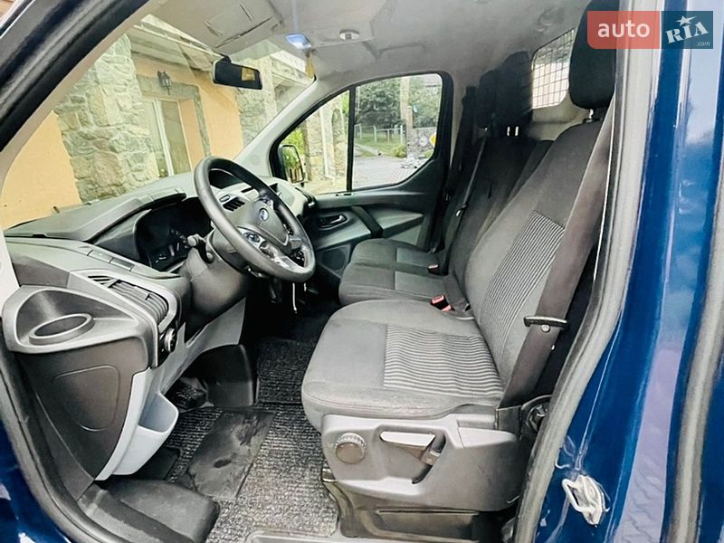 Вантажний фургон Ford Transit Custom 2015 в Києві