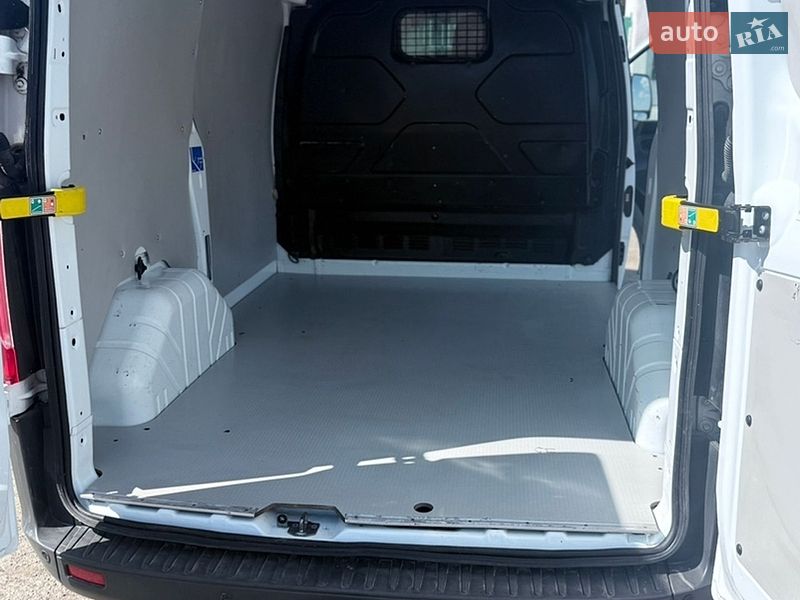 Грузовой фургон Ford Transit Custom 2017 в Хоросткове
