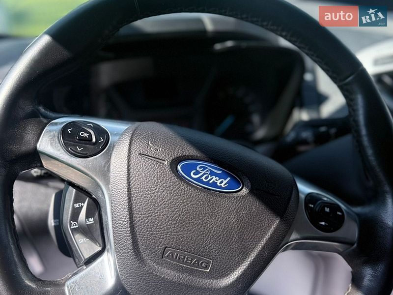 Грузовой фургон Ford Transit Custom 2017 в Хоросткове