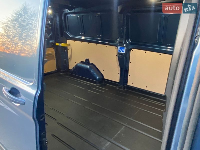 Грузовой фургон Ford Transit Custom 2021 в Ирпене
