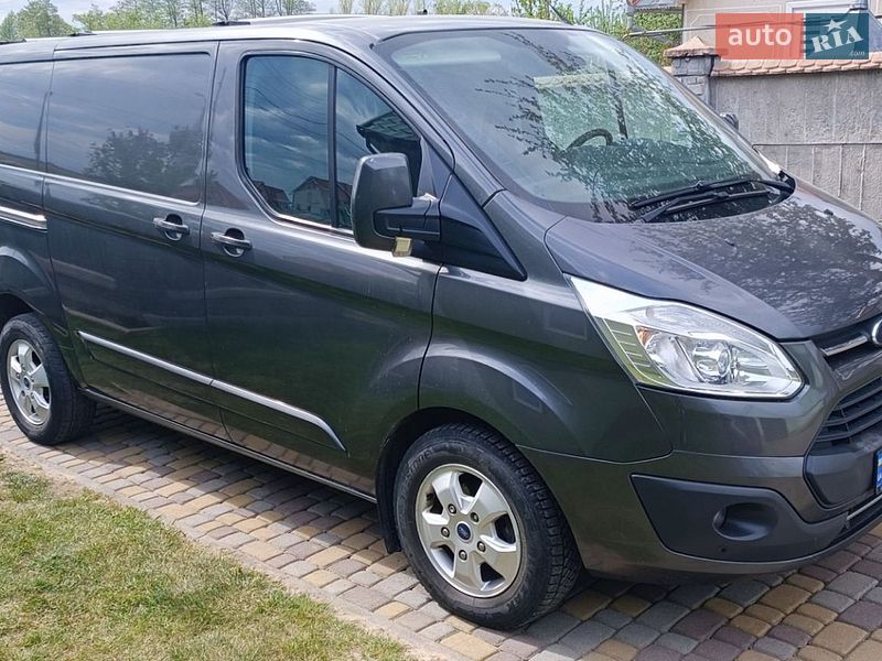 Вантажний фургон Ford Transit Custom 2017 в Калуші
