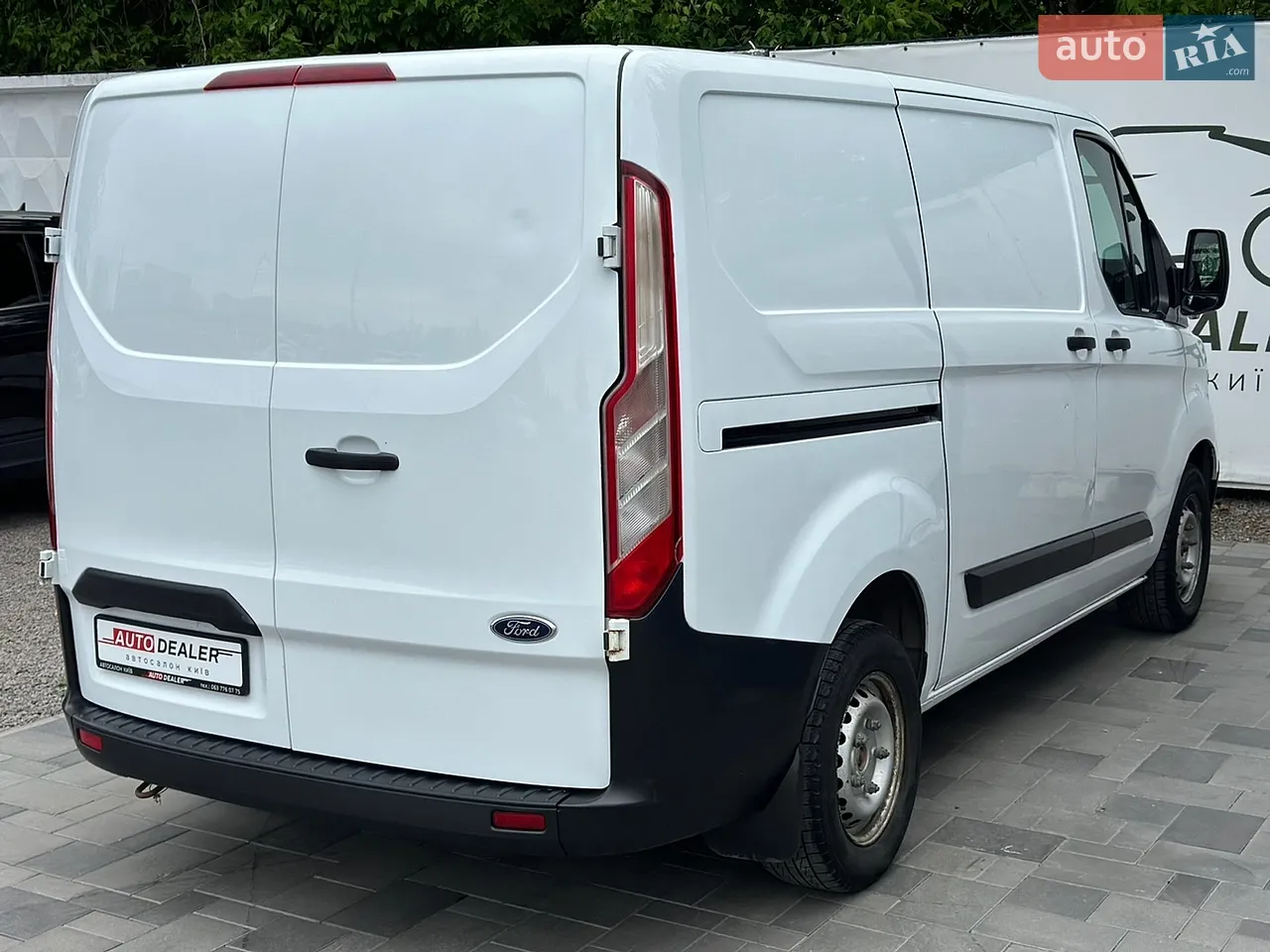 Ford Transit Custom 2018 — фото 3