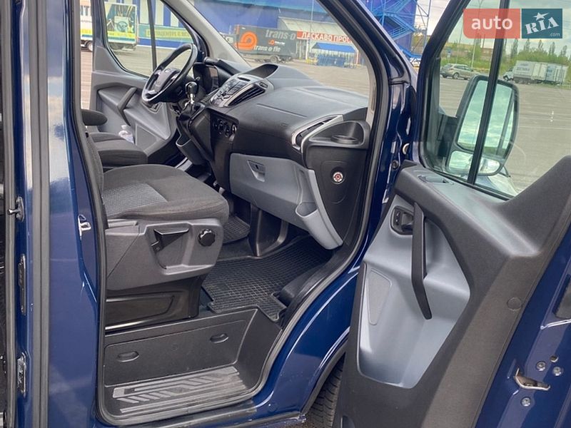 Минивэн Ford Transit Custom 2012 в Ровно