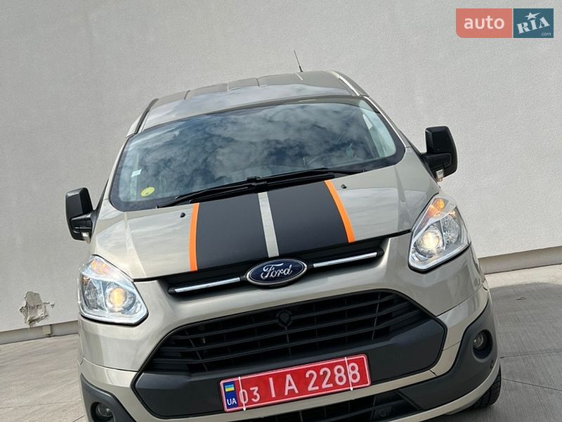 Минивэн Ford Transit Custom 2016 в Луцке