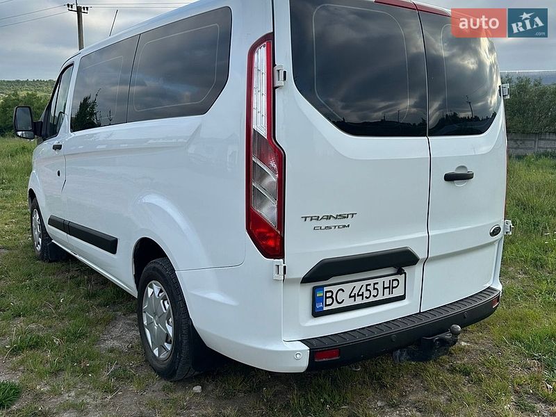 Минивэн Ford Transit Custom 2016 в Жовкве