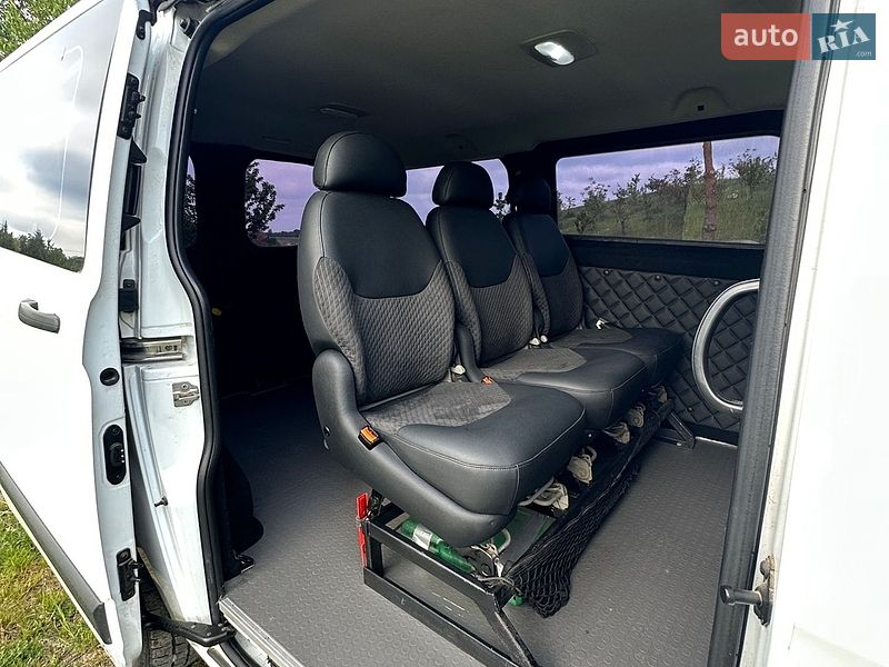 Минивэн Ford Transit Custom 2016 в Жовкве