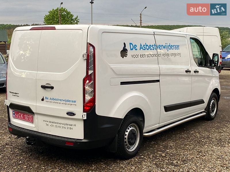 Вантажний фургон Ford Transit Custom 2022 в Калуші