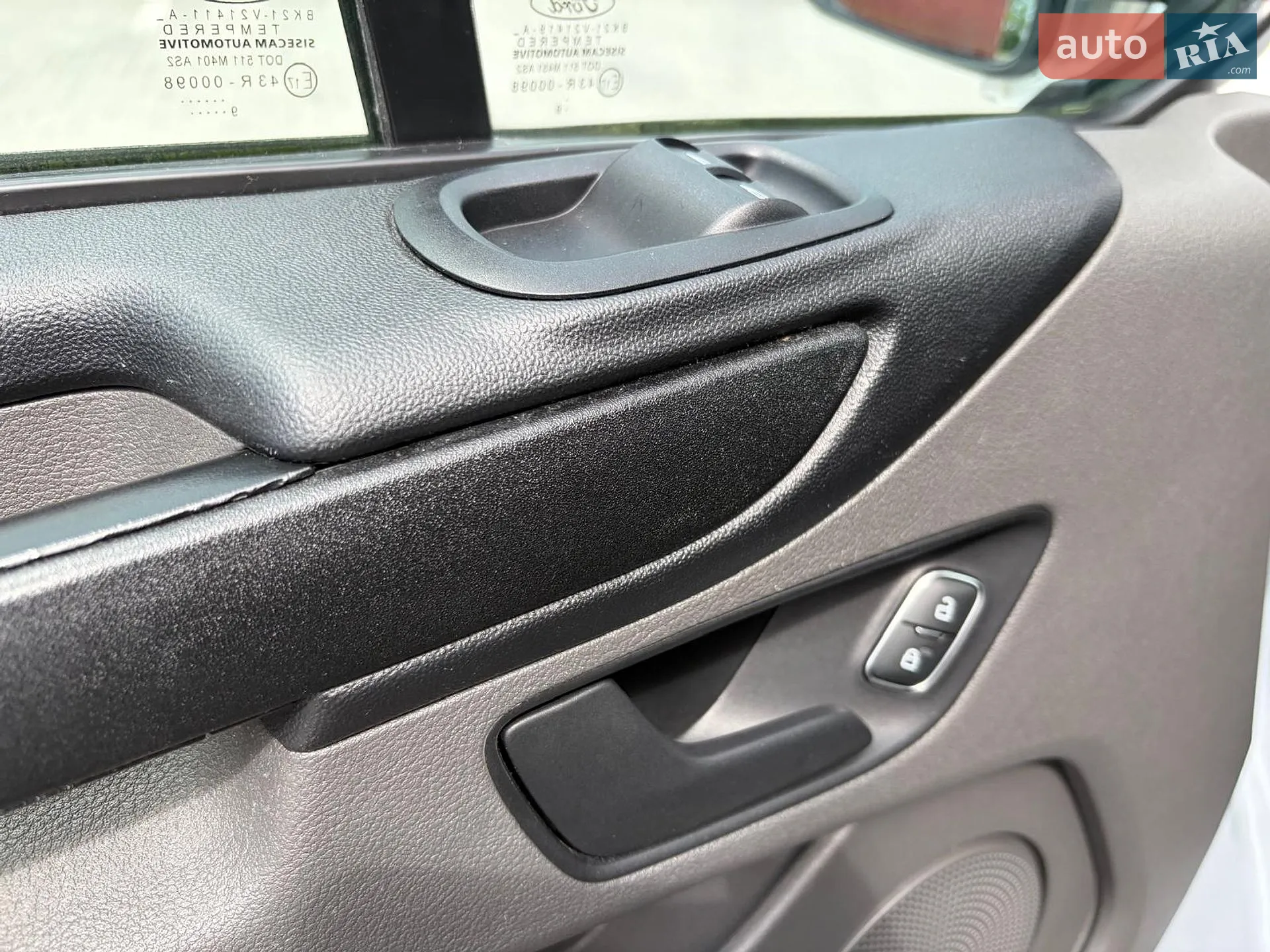 2019 Ford Transit Connect - мініатюра 10