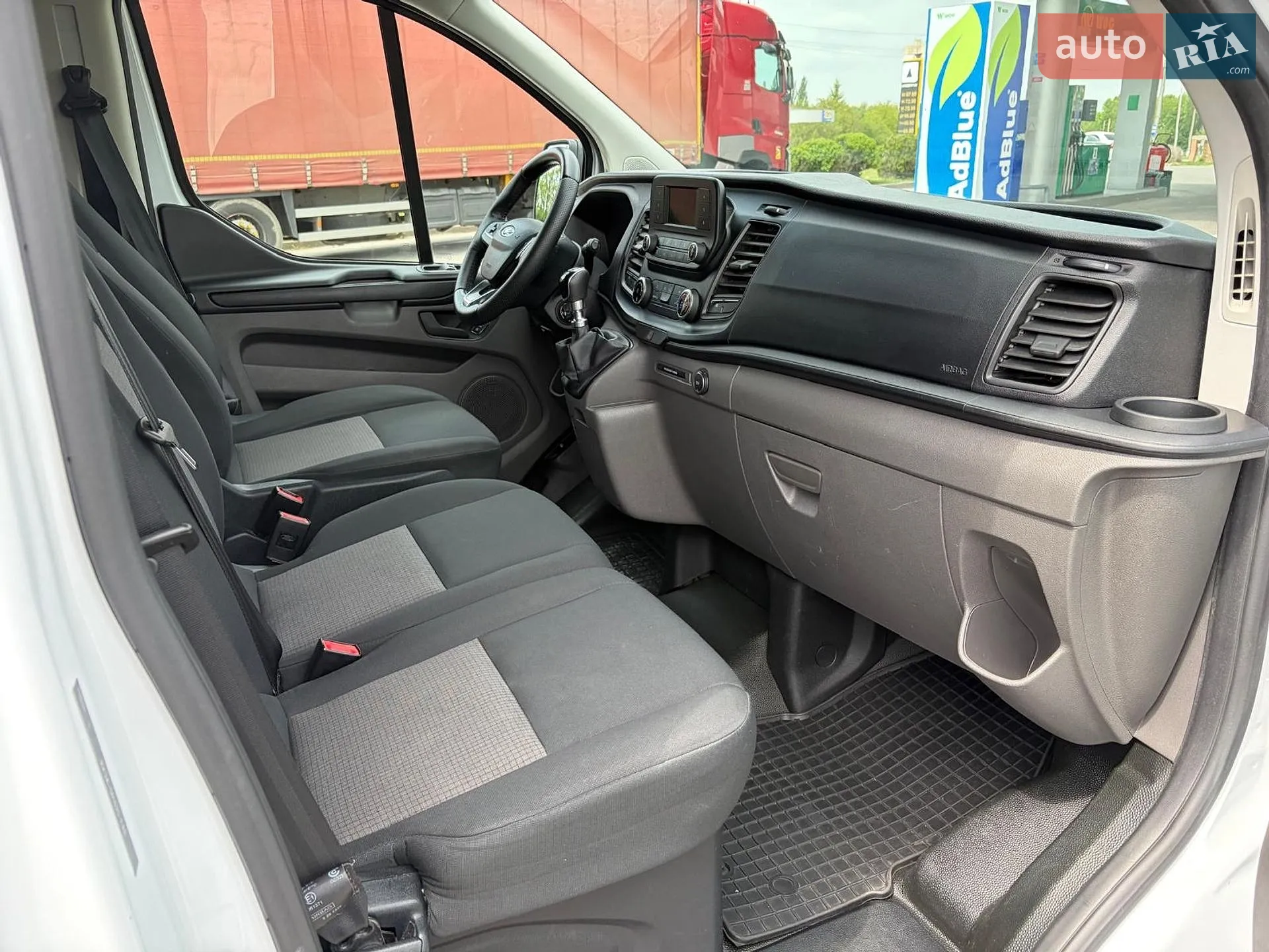 2019 Ford Transit Connect - мініатюра 14